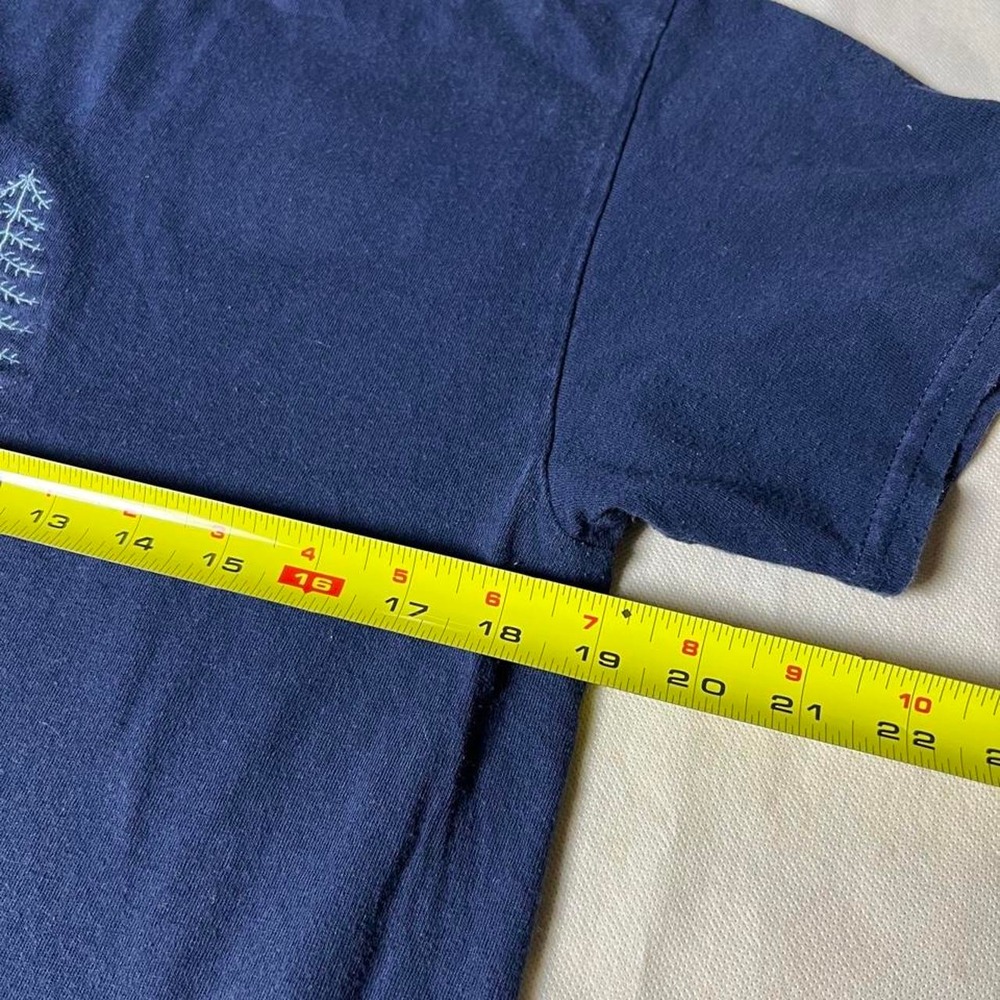 Navy blue Ouray Colorado tee with white deer graphic and trees - Picture 4 of 7